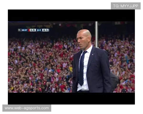 西蒙尼4-4-2体系演变，从防守反击到攻守平衡的战术革命